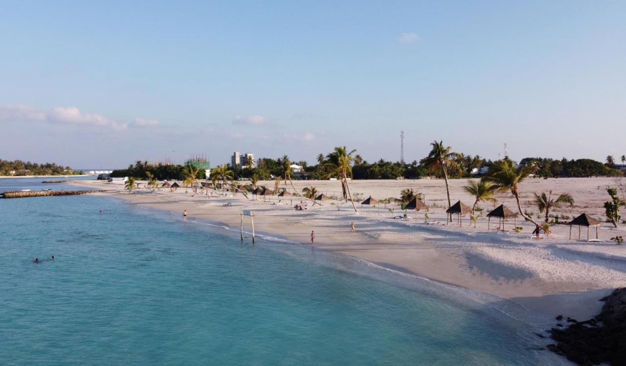 Adroit Beach Inn Guraidhoo  Esterno foto